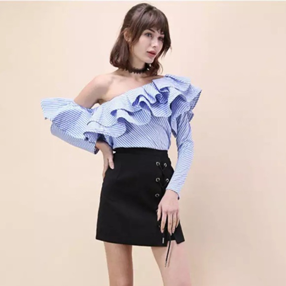 One Left! One Shoulder Striped Blue Ruffle Top - Picture 2 of 8